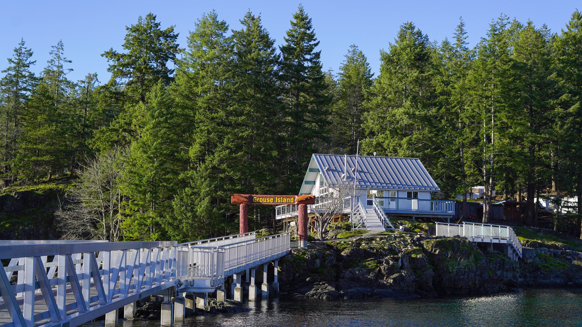 Private dock and Grouse Island sign
